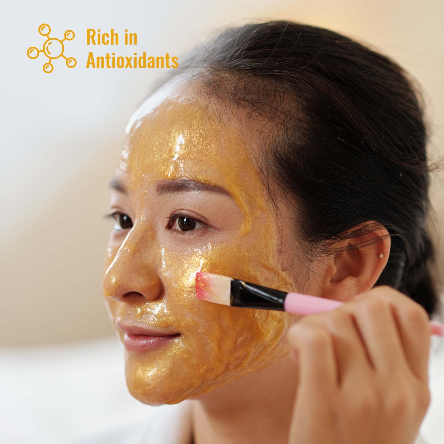 Pamper & Glow 4 Piece Beauty Bundle